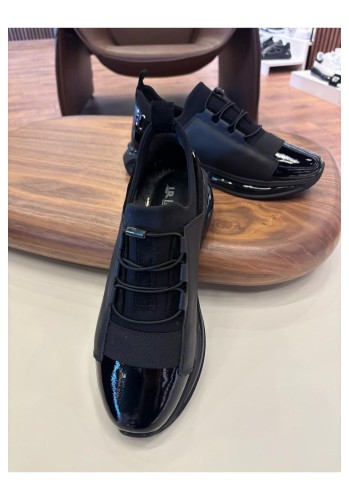 1056 Siyah Rugan Detaylı Hakiki Deri Erkek Sneakers